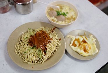 小巨蛋站 | 巧軒涼麵(原佳味涼麵)易主經營改名 城市舞台 中崙市場旁的老字號人氣涼麵