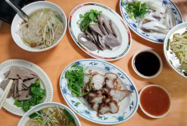 大橋頭站 | 賣麵炎仔 金泉小吃店 米其林必比登推薦 20元切仔麵 還有必吃紅燒肉 黑白切