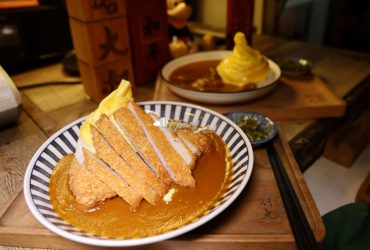 台中美食 | 別嗆大叔 具搖滾魂的咖哩飯 夜間版市場美食