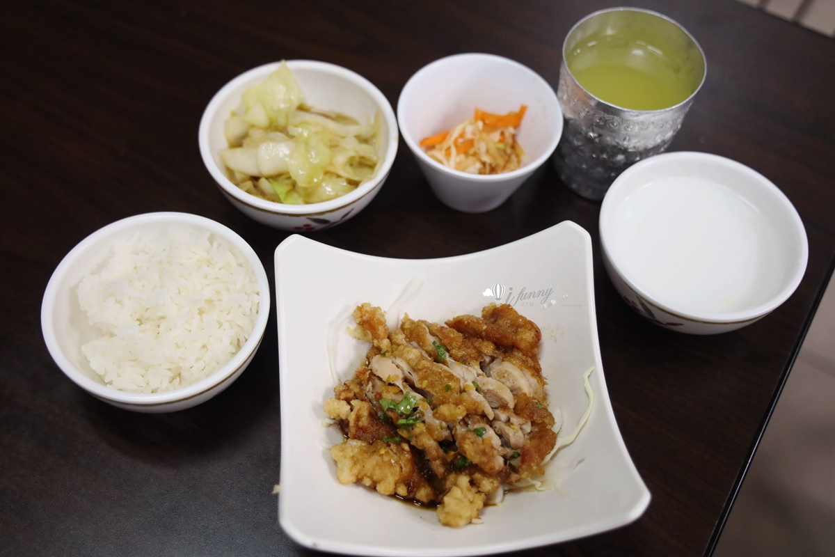 松江南京站 | 銀魚泰國料理 每天只賣三小時 晚上及假日吃不到