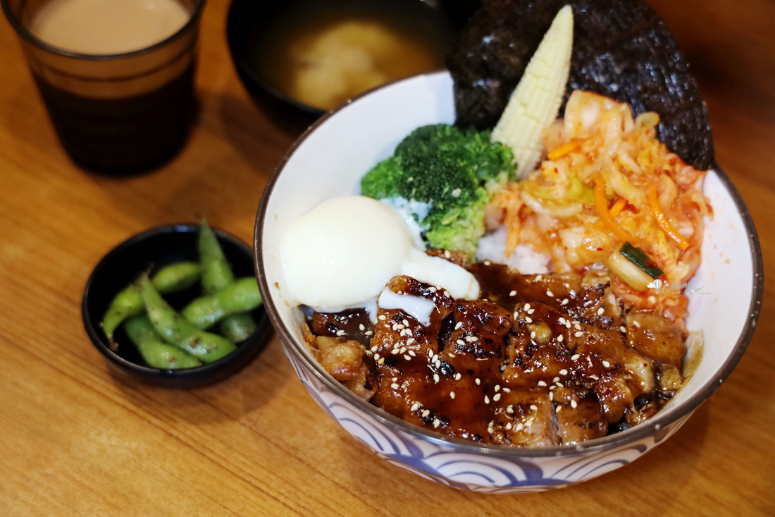 士林站 | 勝魂丼飯專門店（丼飯.咖喱） 白飯湯品小菜免費續 飲料喝到飽！台北cp值超高丼飯咖哩飯 - ifunny