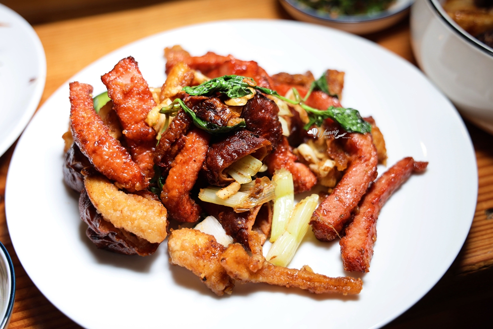 魚池美食 | 麗鳳(品麗)鹽酥雞 超夯排隊名店 免費加蒜、洋蔥、蔥花辣椒、醃漬蘿蔔及黃瓜 - ifunny