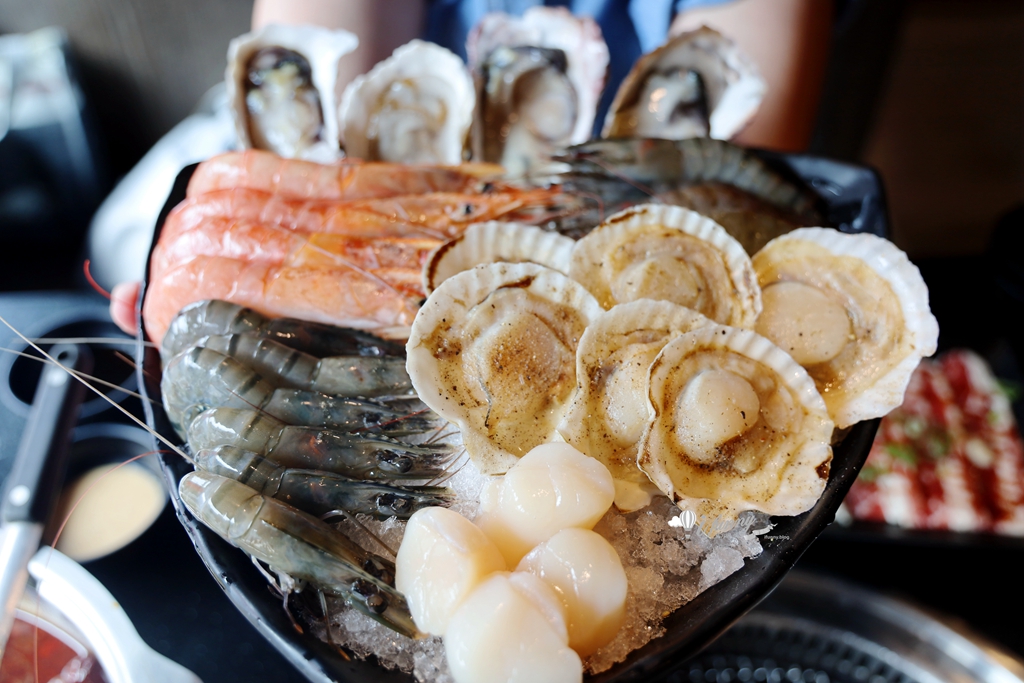 西門站 | 瓦崎燒烤火鍋 近百種頂級嚴選食材精緻單點式吃到飽 六種火鍋湯底加上燒烤 只要689元起 - ifunny 西門站 | 瓦崎燒烤火鍋 近百種頂級嚴選食材精緻單點式吃到飽 六種火鍋湯底加上燒烤 只要689元起 - ifunny