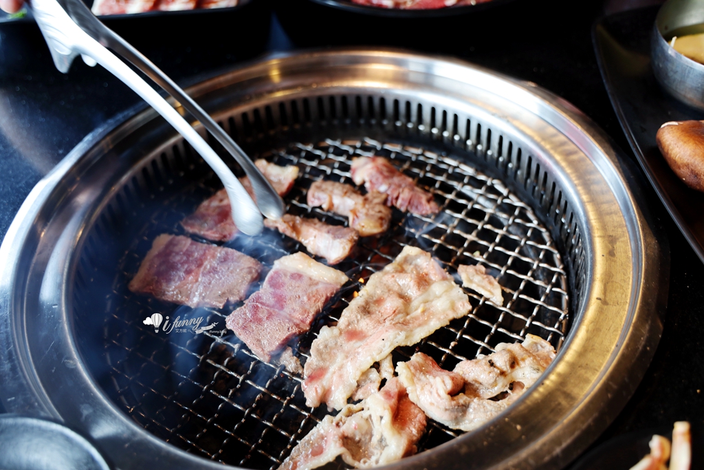 西門站 | 瓦崎燒烤火鍋 近百種頂級嚴選食材精緻單點式吃到飽 六種火鍋湯底加上燒烤 只要689元起 - ifunny 西門站 | 瓦崎燒烤火鍋 近百種頂級嚴選食材精緻單點式吃到飽 六種火鍋湯底加上燒烤 只要689元起 - ifunny