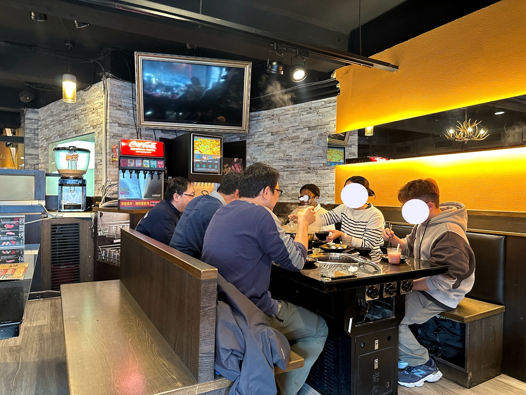 西門站 | 瓦崎燒烤火鍋 近百種頂級嚴選食材精緻單點式吃到飽 六種火鍋湯底加上燒烤 只要689元起 - ifunny 西門站 | 瓦崎燒烤火鍋 近百種頂級嚴選食材精緻單點式吃到飽 六種火鍋湯底加上燒烤 只要689元起 - ifunny