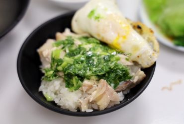 虎尾美食 | 五隻豬 蔥油雞肉飯/水餃/紅油抄手 虎尾科技大學學子最愛