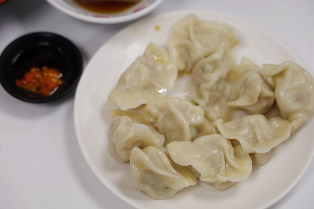 虎尾美食 | 五隻豬 蔥油雞肉飯/水餃/紅油抄手 虎尾科技大學學子最愛 - ifunny