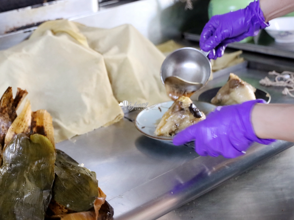 台南美食 | 再發號百年肉粽 超過150年歷史 連續三年米其林推薦 奢華鮑魚巨無霸大肉粽 - ifunny 台南美食 | 再發號百年肉粽 超過150年歷史 連續三年米其林推薦 奢華鮑魚巨無霸大肉粽 - ifunny