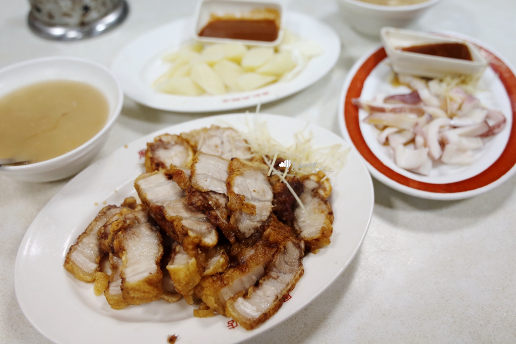 龍山寺站 | 周記肉粥 15元肉粥 台北三大紅燒肉 近70年老店 - ifunny 龍山寺站 | 周記肉粥 15元肉粥 台北三大紅燒肉 近70年老店 - ifunny