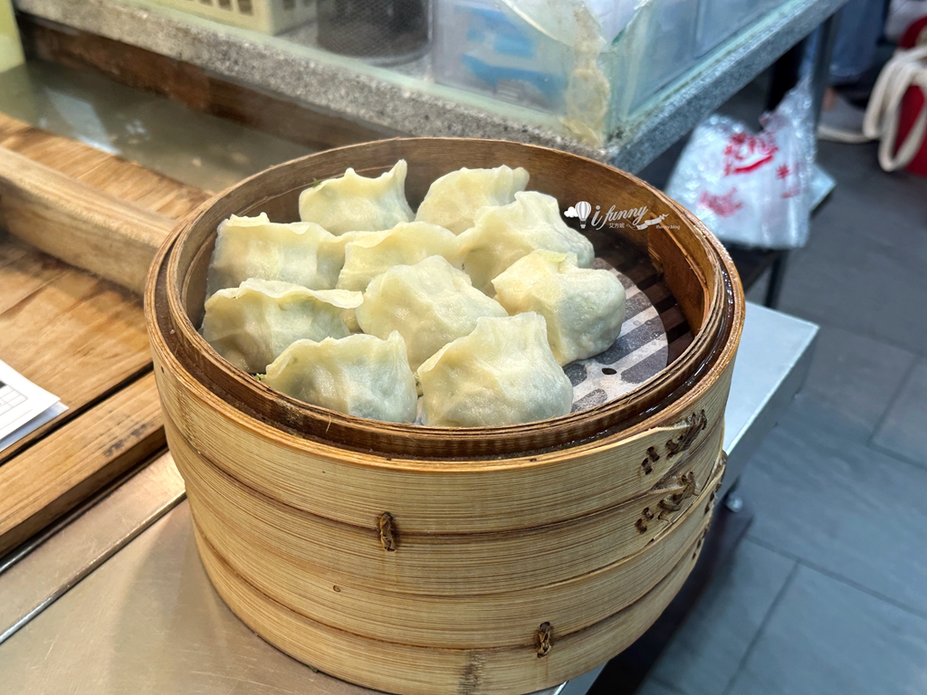 忠孝復興站 | 頂好紫琳蒸餃館 人氣排隊美食 夏天必喝綠豆粥 google超過6000則評論 有4.2高分 - ifunny 忠孝復興站 | 頂好紫琳蒸餃館 人氣排隊美食 夏天必喝綠豆粥 google超過6000則評論 有4.2高分 - ifunny
