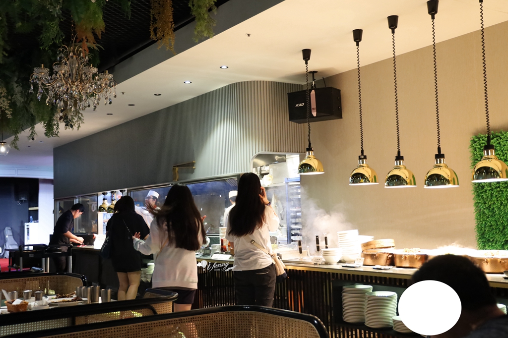 機捷A9林口站 | 林口爵怡溫德姆酒店 芝加哥音樂餐廳 每晚現場駐唱表演 林口吃到飽餐廳推薦 - ifunny 機捷A9林口站 | 林口爵怡溫德姆酒店 芝加哥音樂餐廳 每晚現場駐唱表演 林口吃到飽餐廳推薦 - ifunny