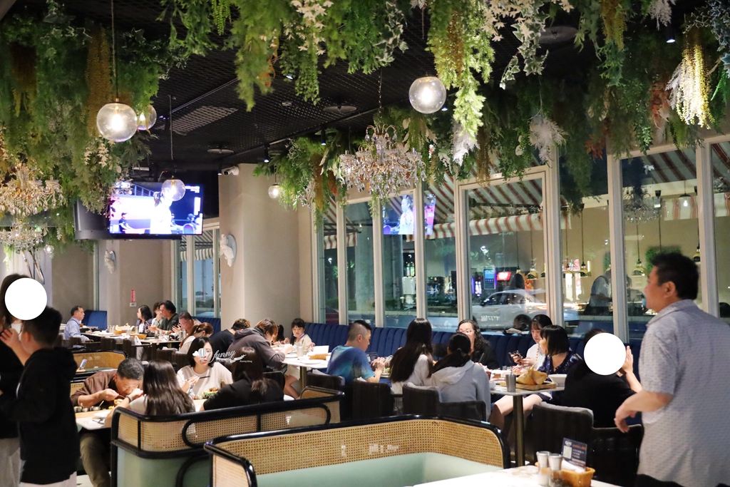 機捷A9林口站 | 林口爵怡溫德姆酒店 芝加哥音樂餐廳 每晚現場駐唱表演 林口吃到飽餐廳推薦 - ifunny 機捷A9林口站 | 林口爵怡溫德姆酒店 芝加哥音樂餐廳 每晚現場駐唱表演 林口吃到飽餐廳推薦 - ifunny