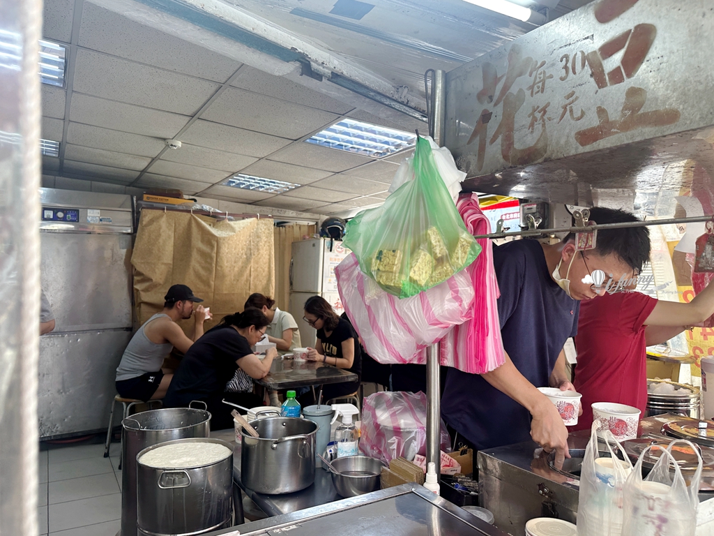 市政府站 | 榮記嘉義傳統豆花 永吉街30巷必吃銅板甜品 - ifunny 市政府站 | 榮記嘉義傳統豆花 永吉街30巷必吃銅板甜品 - ifunny