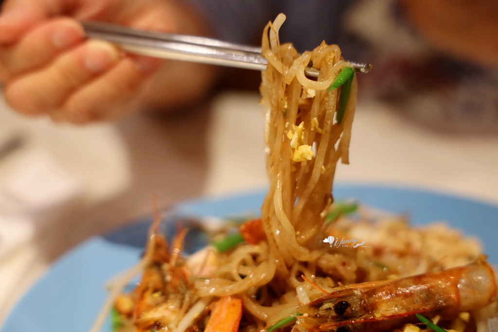 松江南京站 | 雞泰炒(Kanokwan 老麵攤隱藏版料理) 採用氣冷雞 推薦雙拼 椰漿雞 蝦末烘蛋 泰式海鮮炒河粉 - ifunny 松江南京站 | 雞泰炒(Kanokwan 老麵攤隱藏版料理) 採用氣冷雞 推薦雙拼 椰漿雞 蝦末烘蛋 泰式海鮮炒河粉 - ifunny
