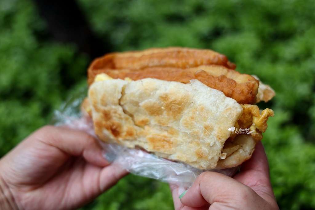 龍山寺站 | 西園橋下燒餅油條 70多年的萬華燒餅 - ifunny 龍山寺站 | 西園橋下燒餅油條 70多年的萬華燒餅 - ifunny