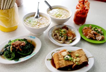 劍潭站 | 勇伯米粉湯 生意好到用餐限時20分鐘 門口常停滿名車