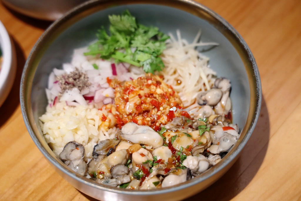 台中西區美食 | 發愣吃VARMT  勤美店 米其林推薦的椒麻乾麵 6000多則評論達4.8分好評 - ifunny
