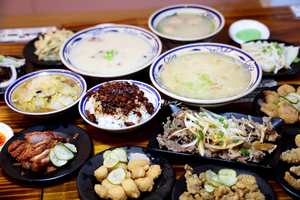 林口三井美食 | 老伙計 黑金滷肉飯.鹹粥.米粉湯 搭配多元小菜炸物超滿足 - ifunny