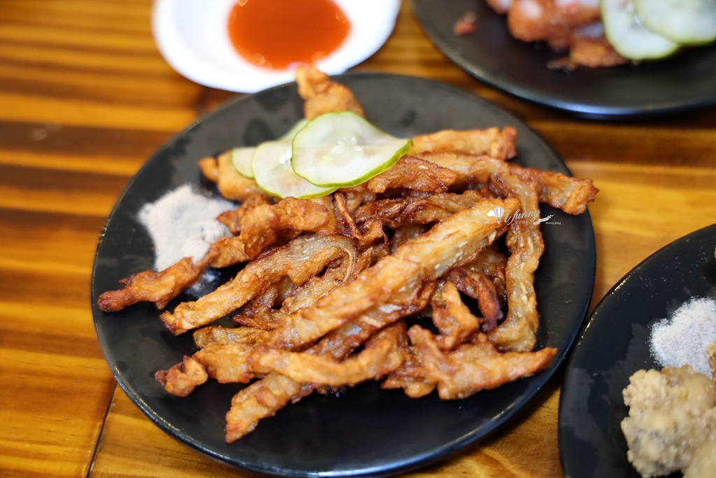 林口三井美食 | 老伙計 黑金滷肉飯.鹹粥.米粉湯 搭配多元小菜炸物超滿足 - ifunny
