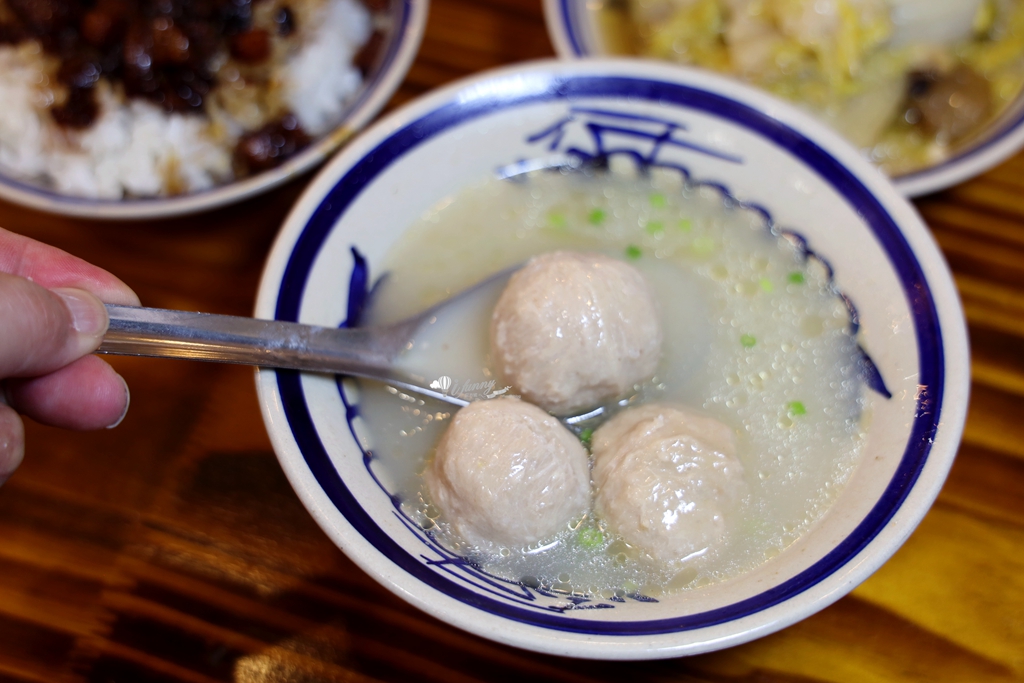 林口三井美食 | 老伙計 黑金滷肉飯.鹹粥.米粉湯 搭配多元小菜炸物超滿足 - ifunny