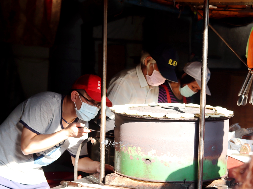 南機場美食 | 無名推車燒餅 米其林必比登推薦 均一價只要15元 - ifunny 南機場美食 | 無名推車燒餅 米其林必比登推薦 均一價只要15元 - ifunny