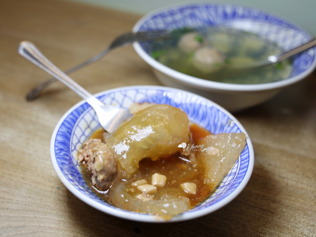 三重國小站 | 萬粒肉圓 50年老店 三和夜市小吃推薦 - ifunny