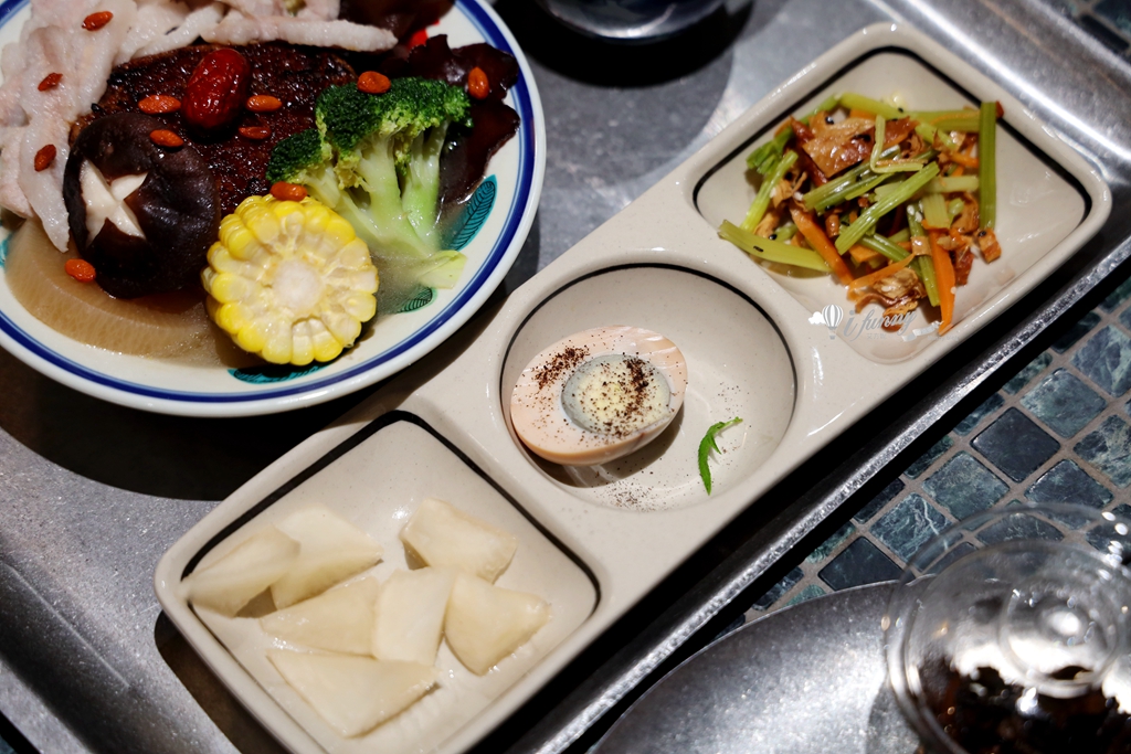 南投日月潭 | 日日TÊ茶室 預約制復古風茶室餐廳 美味定食 深夜酒吧 - ifunny 南投日月潭 | 日日TÊ茶室 預約制復古風茶室餐廳 美味定食 深夜酒吧 - ifunny