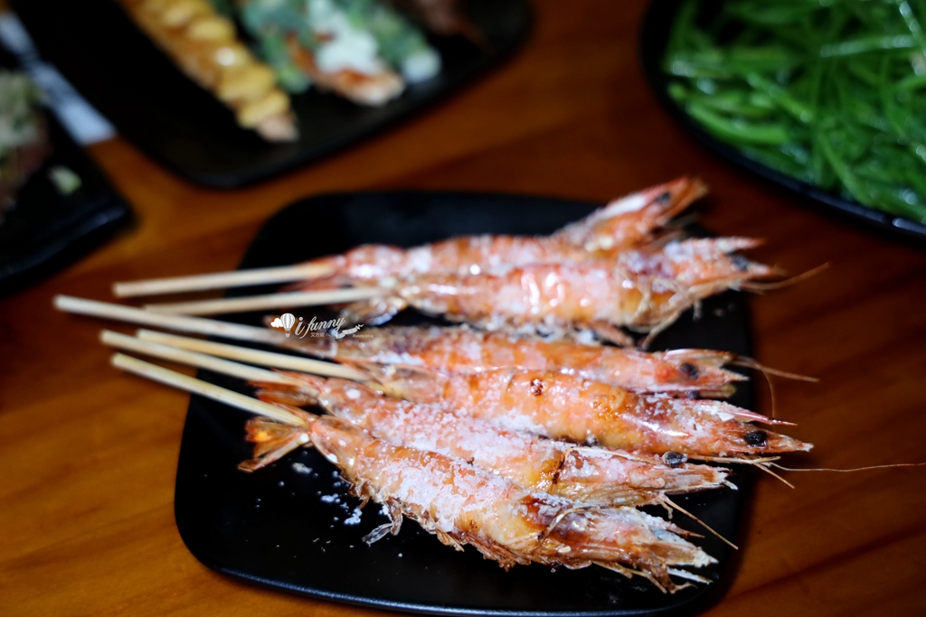 文山區美食 | 雞老闆桶仔雞 萬隆店 吃烤雞串燒還能唱歌 慶生聚餐推薦 - ifunny