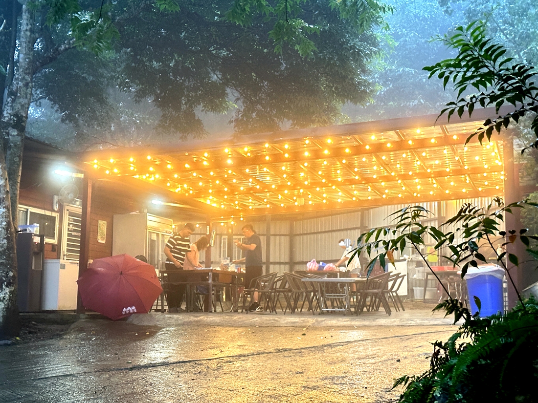 新竹露營車 | 星空漫漫 1100公尺海拔的雲海山景 懶人露營 - ifunny