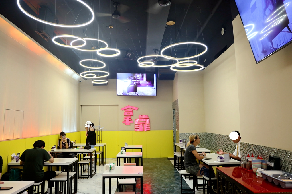 林口美食 | 拿靠早午餐達雄仁愛店 推薦必吃脆皮蛋餅 一大早就能吃到透抽米粉 - ifunny