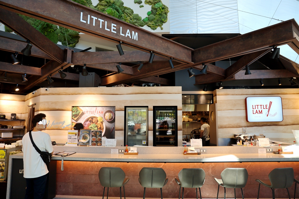 劍南路站 | 春大直 主廚市場  LITTLE LAM NOODLE BAR 順化香辣牛肉麵︱2025年500碗推薦 - ifunny