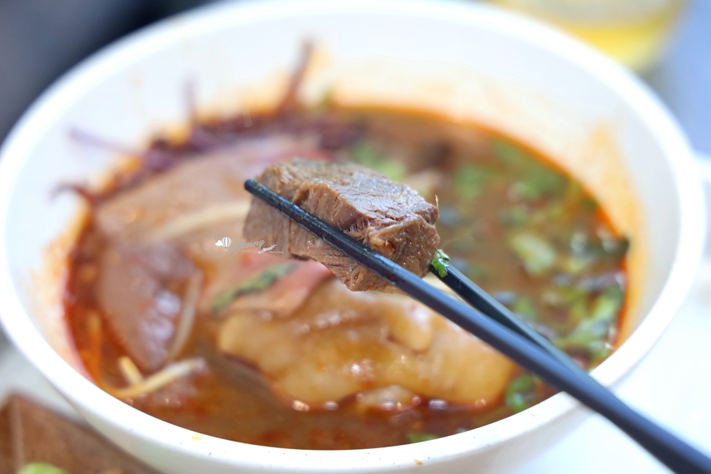 劍南路站 | 春大直 主廚市場  LITTLE LAM NOODLE BAR 順化香辣牛肉麵︱2025年500碗推薦 - ifunny