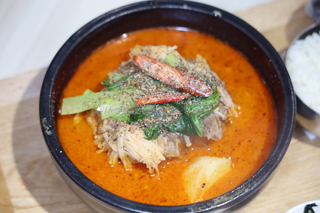 板橋美食 | GOOD BOB韓食 韓式烤肉/釜山豬肉湯飯/馬鈴薯排骨湯/部隊鍋/炒碼麵 - ifunny