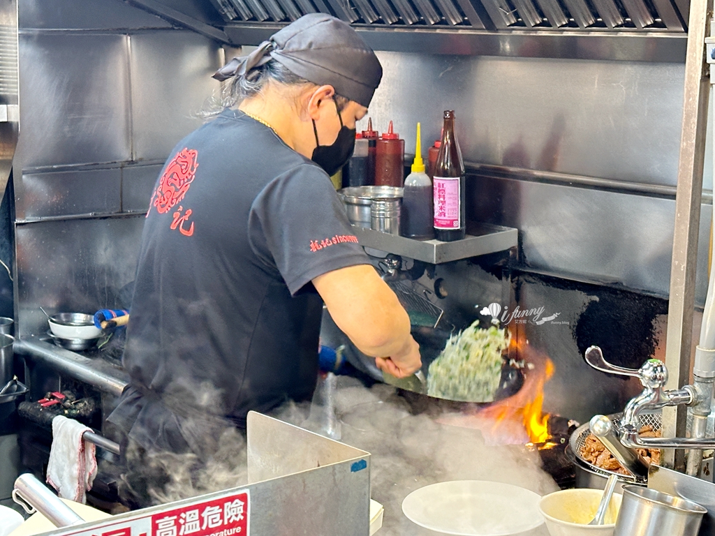 公館站 | 龍記炒燴 台大水源市場 超熱門排隊名店 鑊氣十足 - ifunny 公館站 | 龍記炒燴 台大水源市場 超熱門排隊名店 鑊氣十足 - ifunny