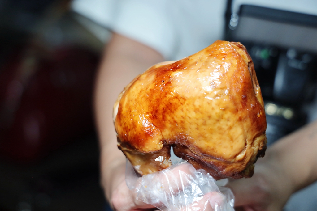 龜山美食│陸光眷村老滷 眷村美食的傳承 雞腳14隻100元/每天熱賣超過5000隻 - ifunny