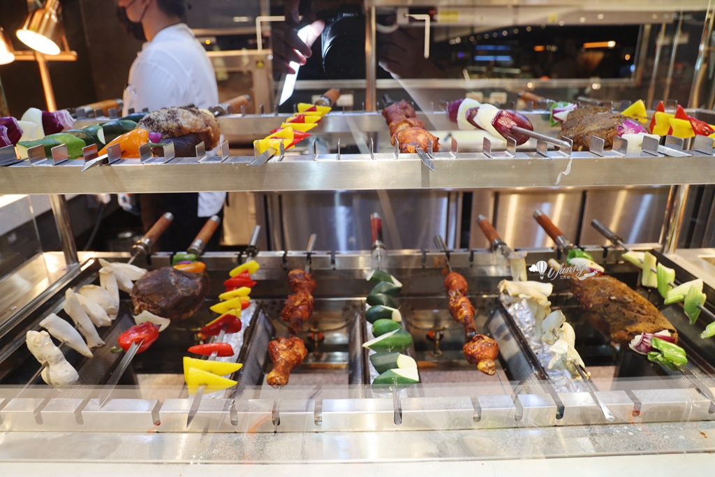 台北寒舍艾美酒店探索廚房 重磅回歸!餐檯大升級 帝王蟹、龍蝦、鮑魚、生蠔、干貝、松葉蟹腳一次到位 - ifunny 台北寒舍艾美酒店探索廚房 重磅回歸!餐檯大升級 帝王蟹、龍蝦、鮑魚、生蠔、干貝、松葉蟹腳一次到位 - ifunny