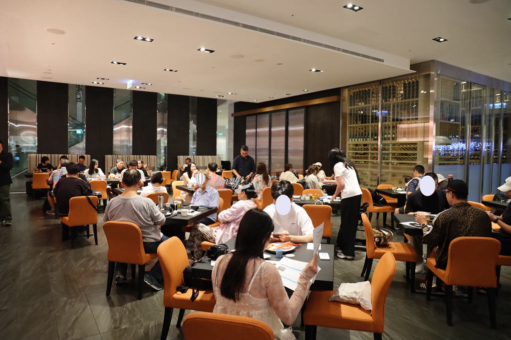 台北寒舍艾美酒店探索廚房 重磅回歸!餐檯大升級 帝王蟹、龍蝦、鮑魚、生蠔、干貝、松葉蟹腳一次到位 - ifunny 台北寒舍艾美酒店探索廚房 重磅回歸!餐檯大升級 帝王蟹、龍蝦、鮑魚、生蠔、干貝、松葉蟹腳一次到位 - ifunny