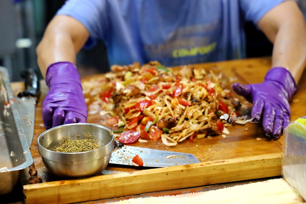 林口美食 | 土爸爸行動廚房土耳其料理 現烤牛肉/羊肉串 招牌土耳其捲餅外帶推薦 - ifunny