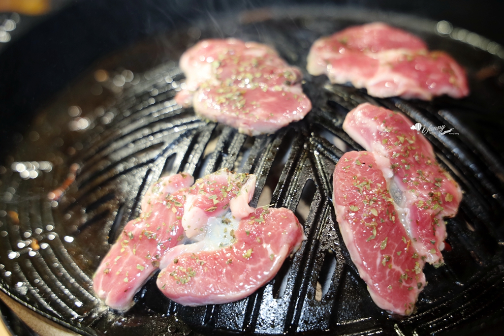 旭川成吉思汗 大黑屋(ASAHIKAWA JINGISUKAN DAIKOKUYA) 海外首店插旗台北中山 澳洲羊肉×北海道米 以職人堅持重現北海道的正宗烤羊肉靈魂 - ifunny 旭川成吉思汗 大黑屋(ASAHIKAWA JINGISUKAN DAIKOKUYA) 海外首店插旗台北中山 澳洲羊肉×北海道米 以職人堅持重現北海道的正宗烤羊肉靈魂 - ifunny