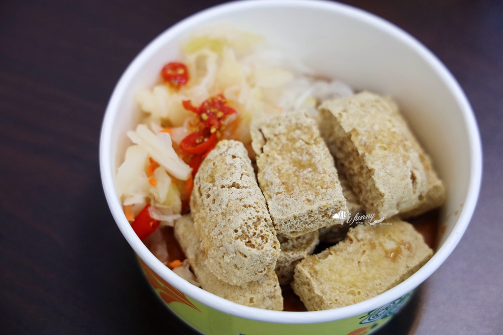 萬隆站 | 師大分部 神之臭豆腐 外酥內嫰搭配酸甜泡菜 令人回味無窮 - ifunny 萬隆站 | 師大分部 神之臭豆腐 外酥內嫰搭配酸甜泡菜 令人回味無窮 - ifunny