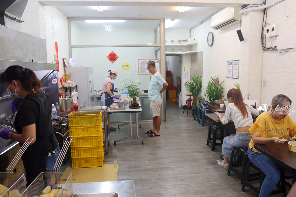 萬隆站 | 師大分部 神之臭豆腐 外酥內嫰搭配酸甜泡菜 令人回味無窮 - ifunny 萬隆站 | 師大分部 神之臭豆腐 外酥內嫰搭配酸甜泡菜 令人回味無窮 - ifunny