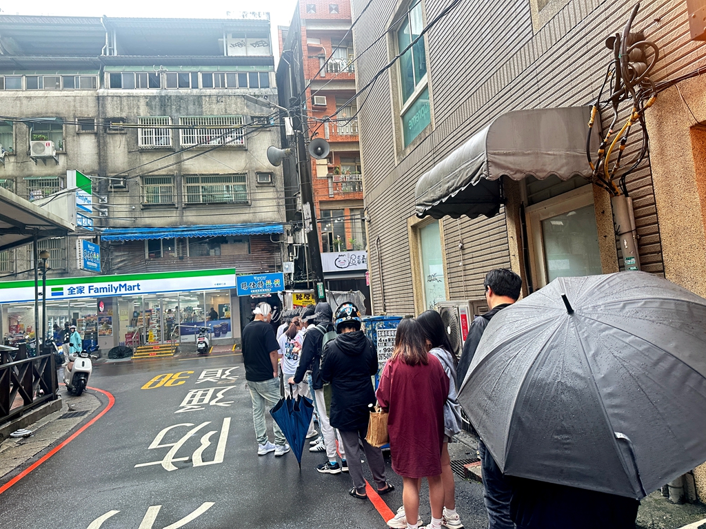 中壢美食 | 扯厚腿 中原夜市必吃排隊小吃 每日限量香煎雞腿排及牛排 平價大份量且美味 - ifunny 中壢美食 | 扯厚腿 中原夜市必吃排隊小吃 每日限量香煎雞腿排及牛排 平價大份量且美味 - ifunny