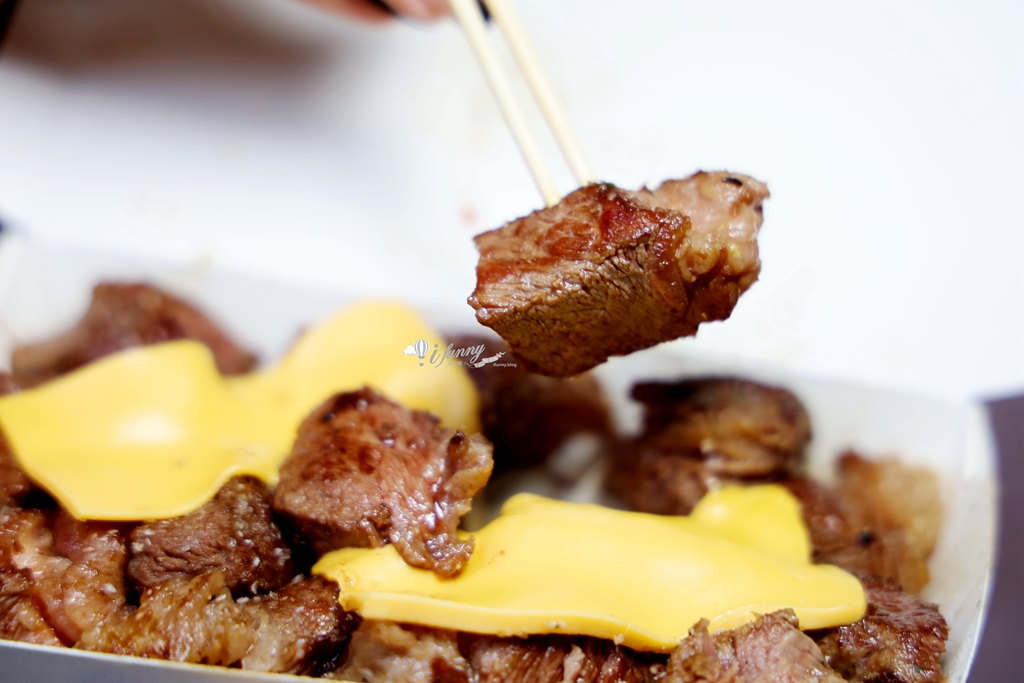 中壢美食 | 扯厚腿 中原夜市必吃排隊小吃 每日限量香煎雞腿排及牛排 平價大份量且美味 - ifunny 中壢美食 | 扯厚腿 中原夜市必吃排隊小吃 每日限量香煎雞腿排及牛排 平價大份量且美味 - ifunny