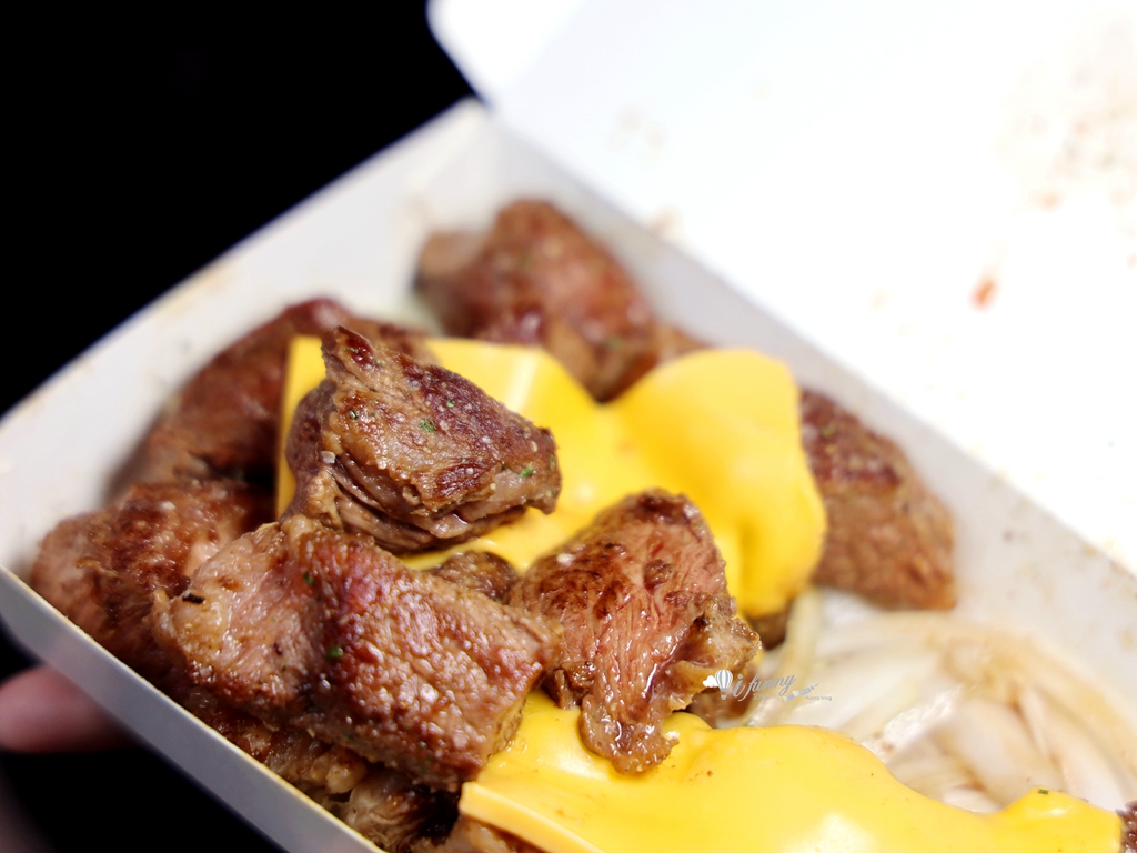 中壢美食 | 扯厚腿 中原夜市必吃排隊小吃 每日限量香煎雞腿排及牛排 平價大份量且美味 - ifunny 中壢美食 | 扯厚腿 中原夜市必吃排隊小吃 每日限量香煎雞腿排及牛排 平價大份量且美味 - ifunny