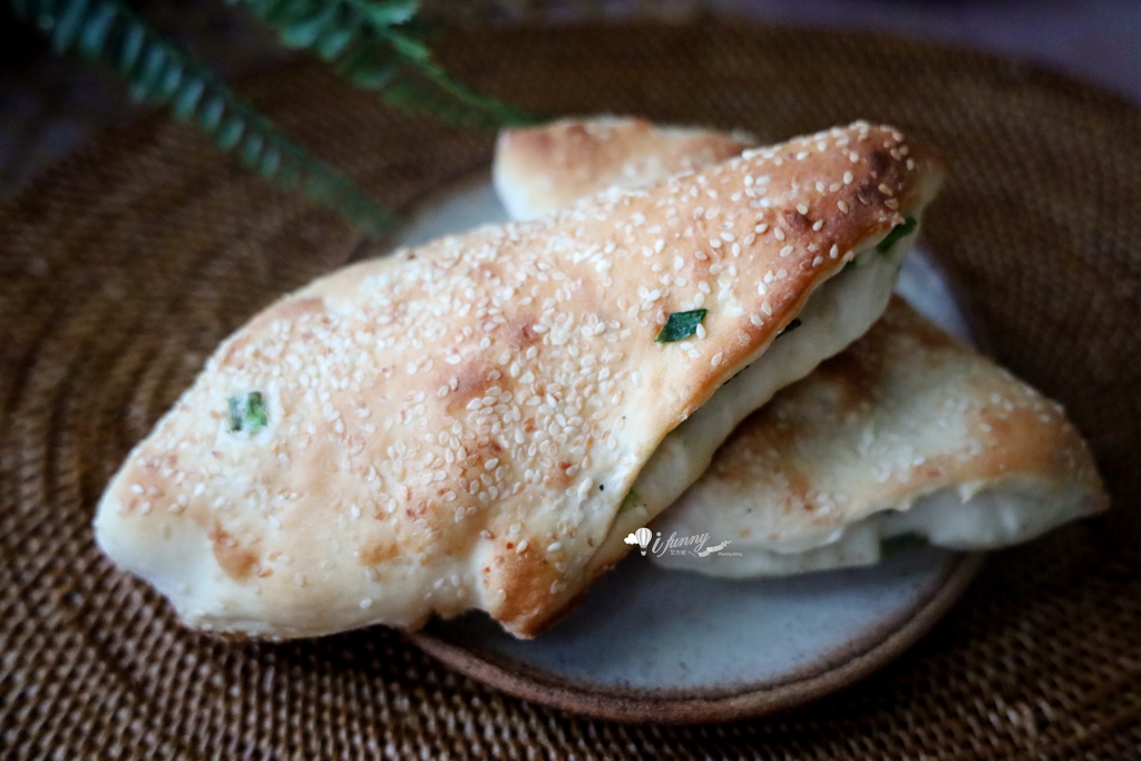 科技大樓站 | 盛味豐炭烤燒餅 人氣排隊美食 除了蔥燒餅 還有蔥酥餅 豆沙酥餅及芝麻糖餅 - ifunny 科技大樓站 | 盛味豐炭烤燒餅 人氣排隊美食 除了蔥燒餅 還有蔥酥餅 豆沙酥餅及芝麻糖餅 - ifunny