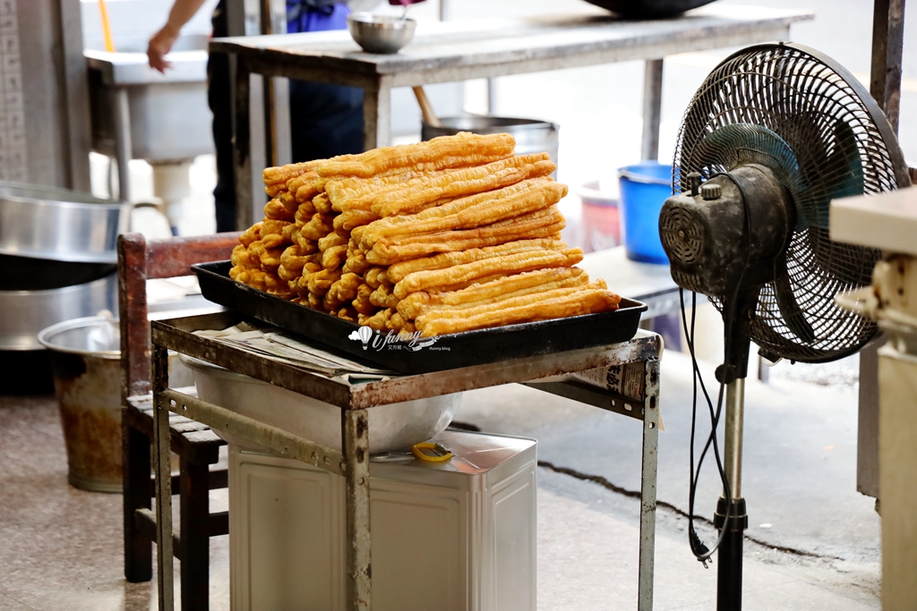 彰化員林美食 | 和平早餐店 凌晨三點就吃得到的烤蛋餅 在地人相傳的古早味 - ifunny 彰化員林美食 | 和平早餐店 凌晨三點就吃得到的烤蛋餅 在地人相傳的古早味 - ifunny