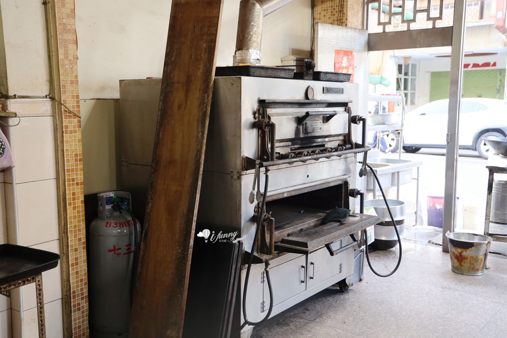 彰化員林美食 | 和平早餐店 凌晨三點就吃得到的烤蛋餅 在地人相傳的古早味 - ifunny 彰化員林美食 | 和平早餐店 凌晨三點就吃得到的烤蛋餅 在地人相傳的古早味 - ifunny