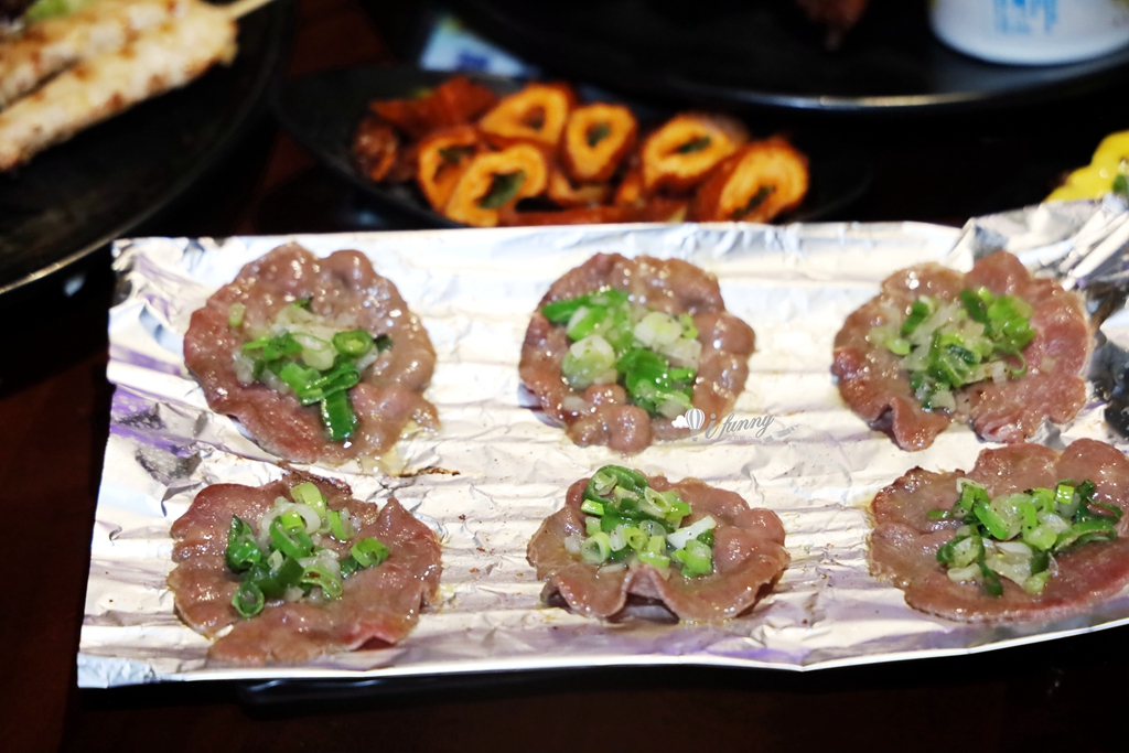 劍潭站 | 雞老闆士林店 烤雞串燒 學生吃雞優惠 免費歡唱 慶生聚餐推薦 - ifunny 劍潭站 | 雞老闆士林店 烤雞串燒 學生吃雞優惠 免費歡唱 慶生聚餐推薦 - ifunny