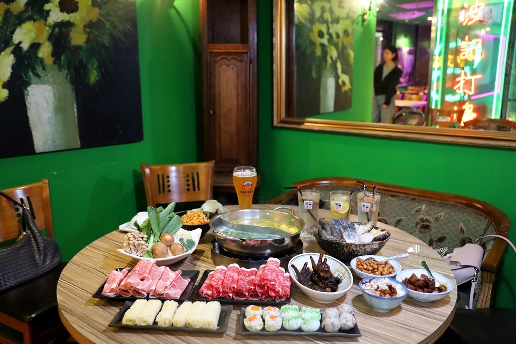 忠孝敦化站 | 波記私宅打邊爐 台港靈魂 復古奢華 東區必吃火鍋