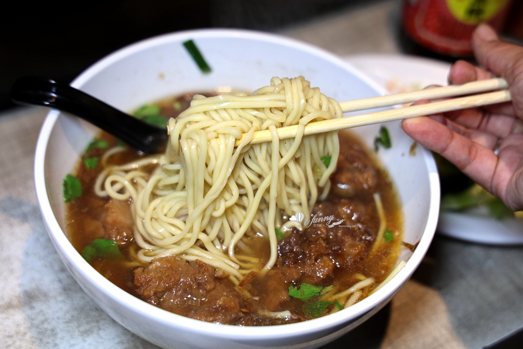 彰化員林 | 魚滿堂豐原排骨酥 30多年老店 排骨肉多湯鮮味美 超人氣好店 - ifunny 彰化員林 | 魚滿堂豐原排骨酥 30多年老店 排骨肉多湯鮮味美 超人氣好店 - ifunny